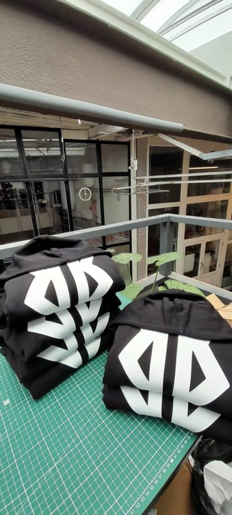 Eerder bedrukte Real Ravers hoodies door Printjekleding in Beverwijk
